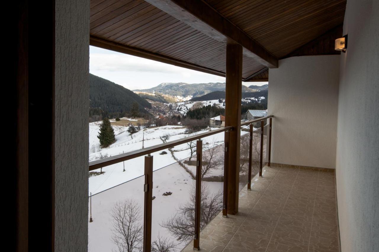 Guest House Panorama Gela Exterior photo
